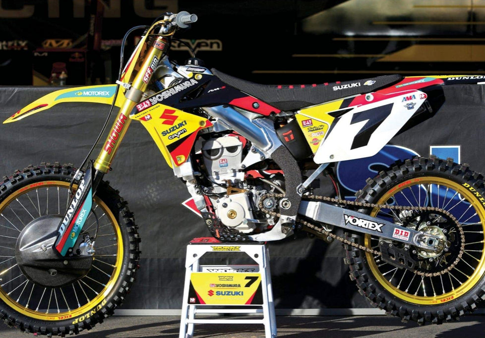 2014 Team Suzuki Graphic Kit - Red